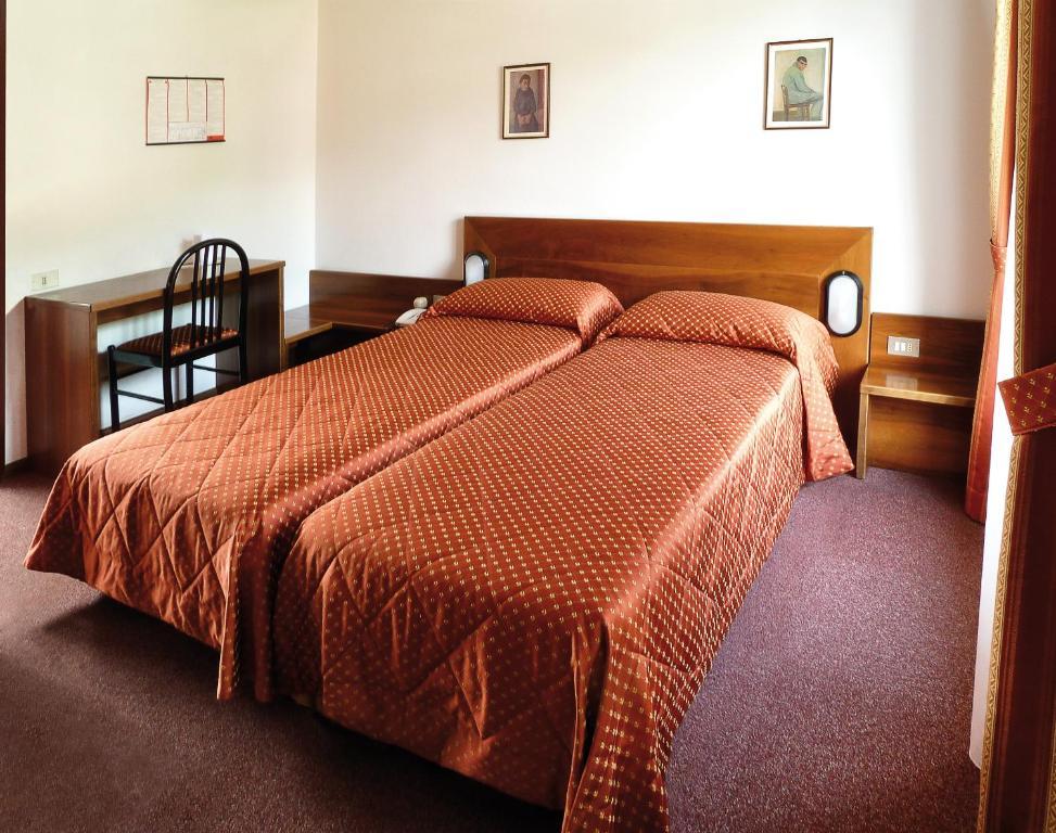 La Rotonda Hotel Pergine Valsugana Room photo